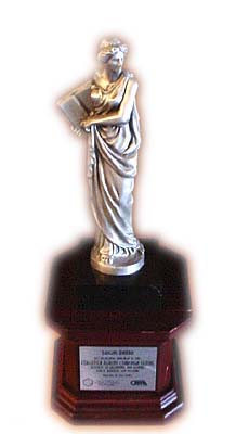 Estatuilla de Caliope galardón de los Origins Awards