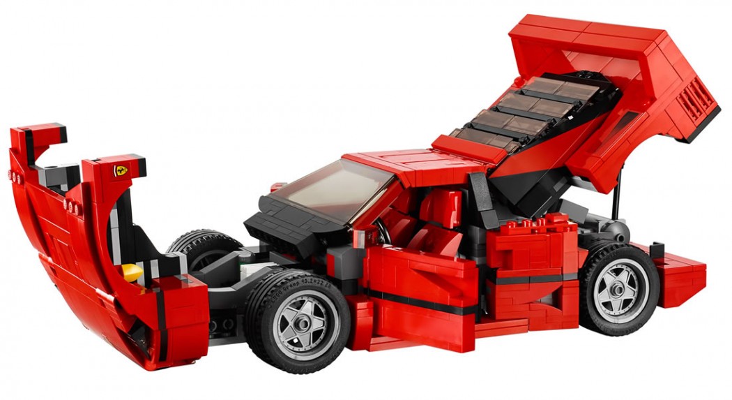 Ferrari F40 de LEGO abierto