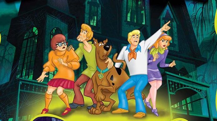 Detalle de la portada de Scooby-Doo: Escape from the haunted mansion